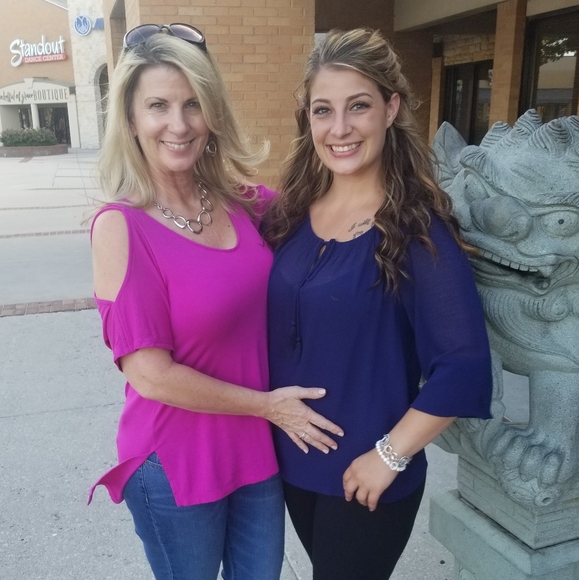 Meet your Posher, SueAnne - Picture 2 of 4